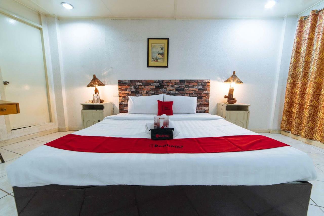 Reddoorz Premium @ Clarkview Angeles City Ngoại thất bức ảnh